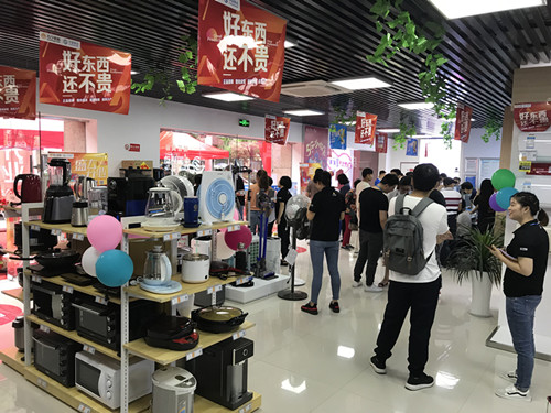 苏宁零售云快速布局 杭州大区第100家门店开业 苏宁零售云快速布局 杭州大区第100家门店开业