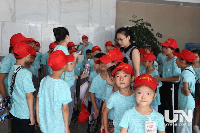 义乌飞来“小候鸟”:强化法治意识、感受城市关怀 义乌飞来“小候鸟”:强化法治意识、感受城市关怀