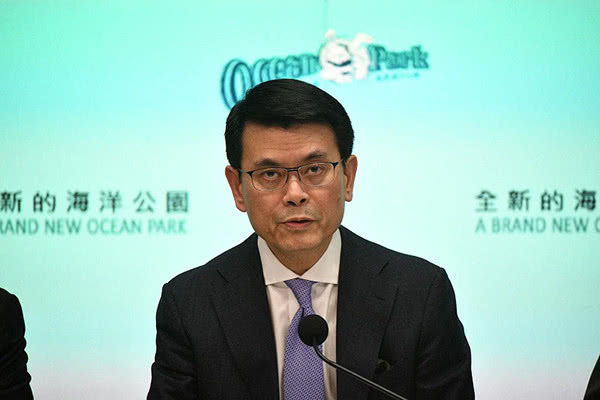 香港海洋公园之困:连续四年亏损 政府拟资助百亿元大翻新 香港海洋公园之困:连续四年亏损 政府拟资助百亿元大翻新